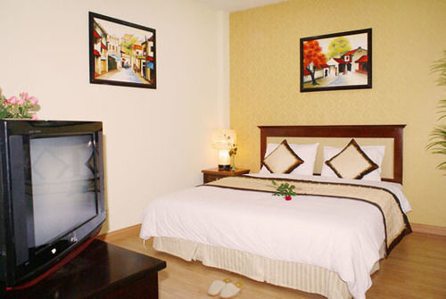 New Hotel 3 Ханой Экстерьер фото